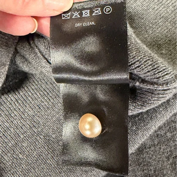 Gorgeous Embellished Gray Cardigan Sweater Anthropologie - Picture 13 of 16